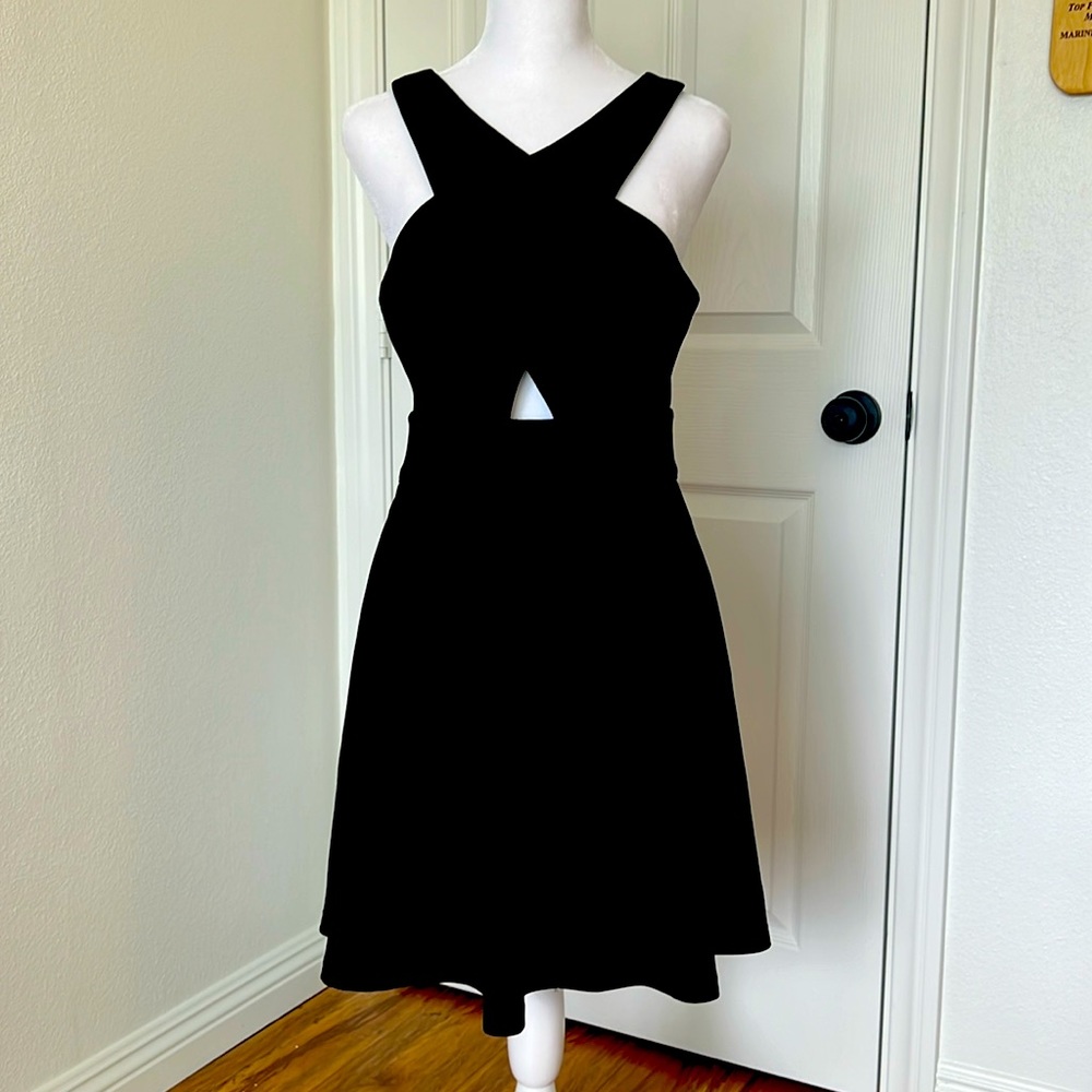Lulus Keyhole dress